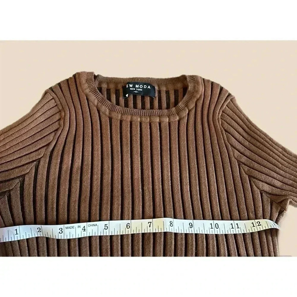 Few Moda Ribbed Bell Sleeve Sweater Blouse Brown Small - Picture 8 of 11